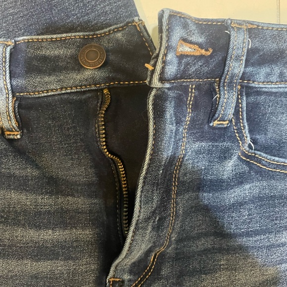 american eagle dark ripped jeans - Picture 2 of 3